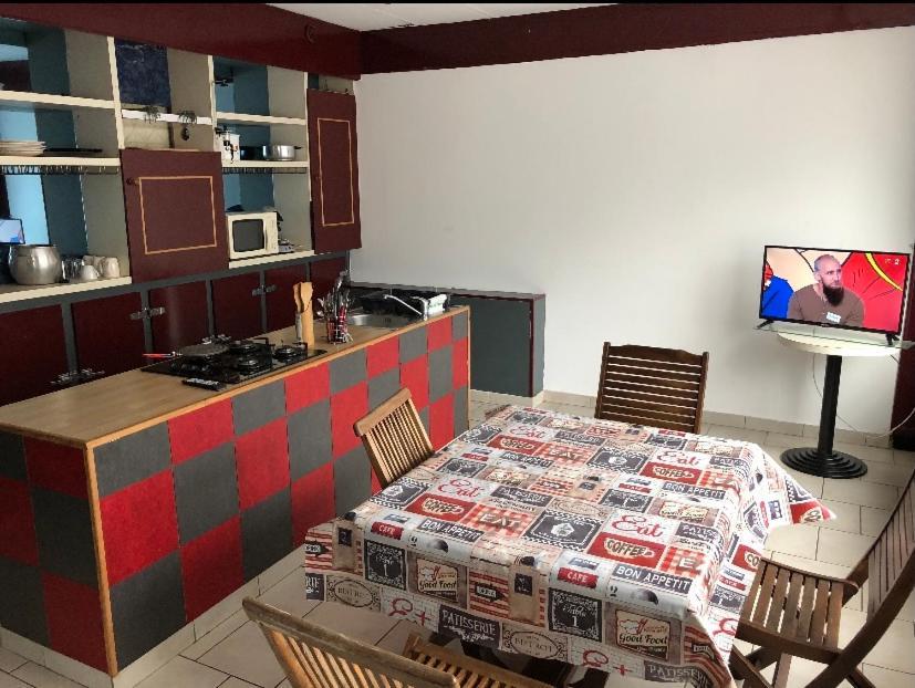 Le Studio De Tom Hirson Eksteriør bilde